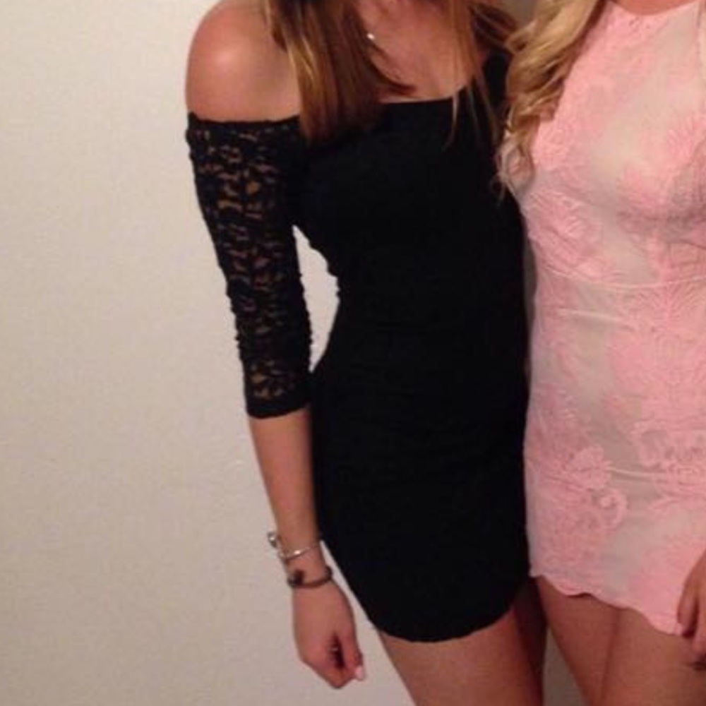 Rumor Boutique bodycon black lace dress